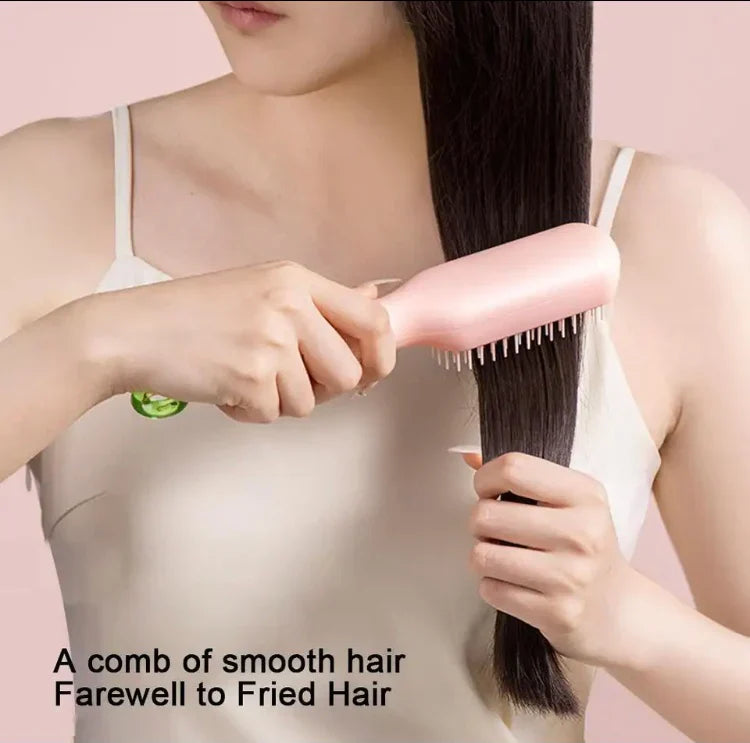 Simple Clean Hair Brush for Tangle-Free and Frizz-Free Hair